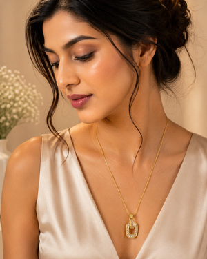 Geometric Gold Pendant Chain