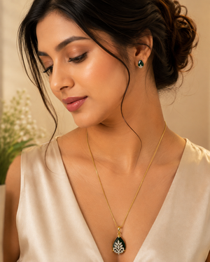 Ad  Green Pendant Chain Set