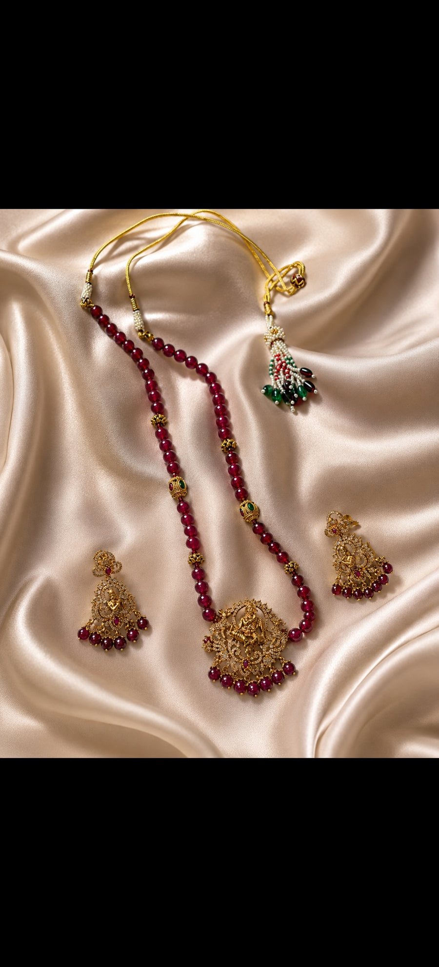 Nakshi Krishna & semiprecious Stone Beads Temple Set